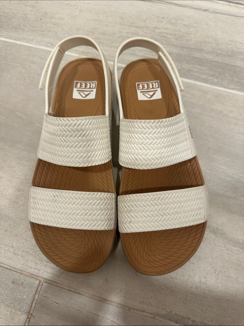 Reef Women’s White Double-Band Slingback Sandals
